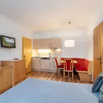 Reisslerhof & - By Mynests Apartament