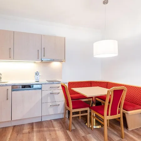 Apartment Reisslerhof & - By Mynests Grobming