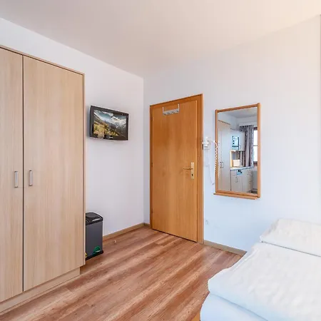 Reisslerhof - By Mynests Apartment *