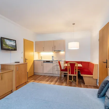 Reisslerhof & - By Mynests Apartment