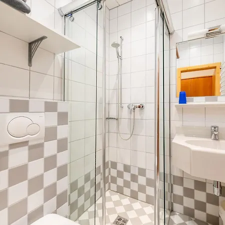 Reisslerhof & - By Mynests דירה