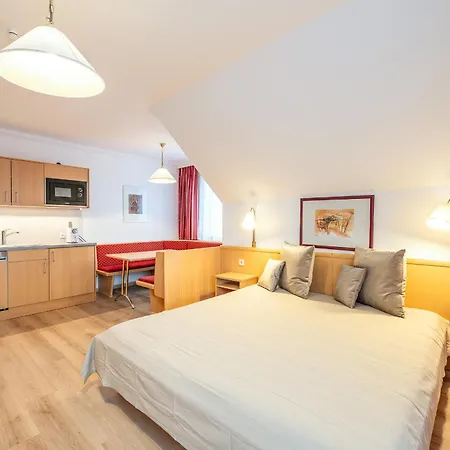 Reisslerhof & - By Mynests Apartment