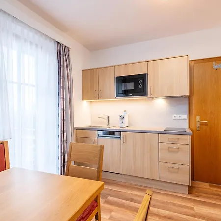 Reisslerhof - By Mynests Apartment *
