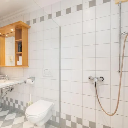 Reisslerhof & - By Mynests דירה