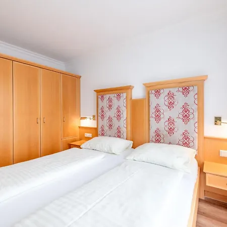 Reisslerhof & - By Mynests Grobming